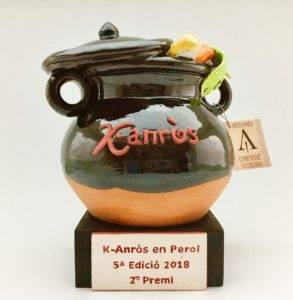 Escultura ceramica parsonalizada para el evento K-Anròs en Perol