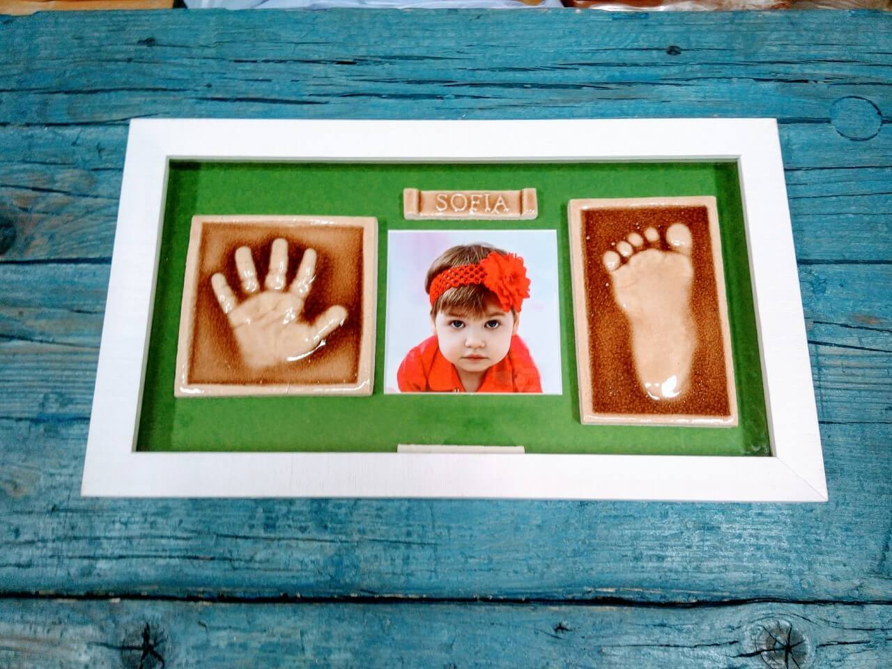 huellas nena cerámica enmarcadas con foto